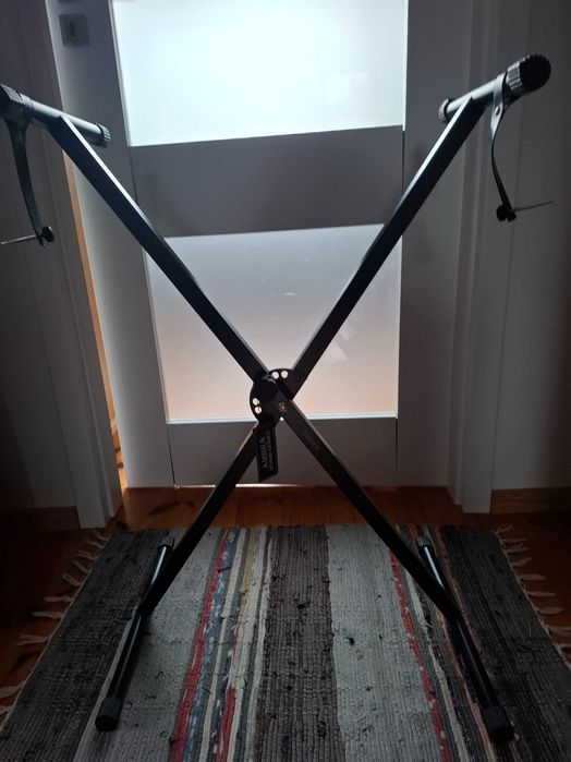 NOWY stojak do pianina ROLAND FP-10