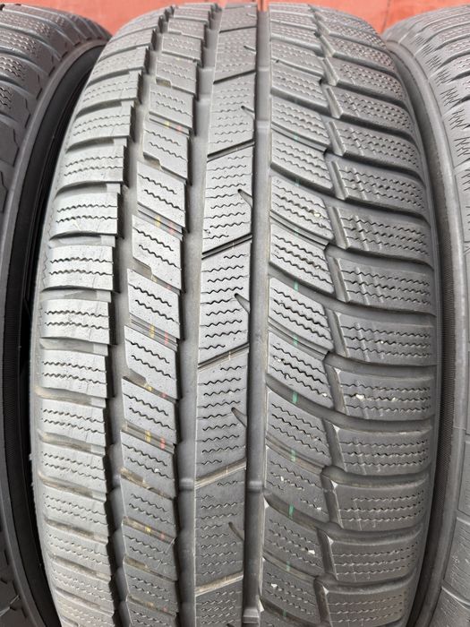 235/55/19 R19 Toyo Snowprox S954 зима 4 шт ціна за 1 шт
