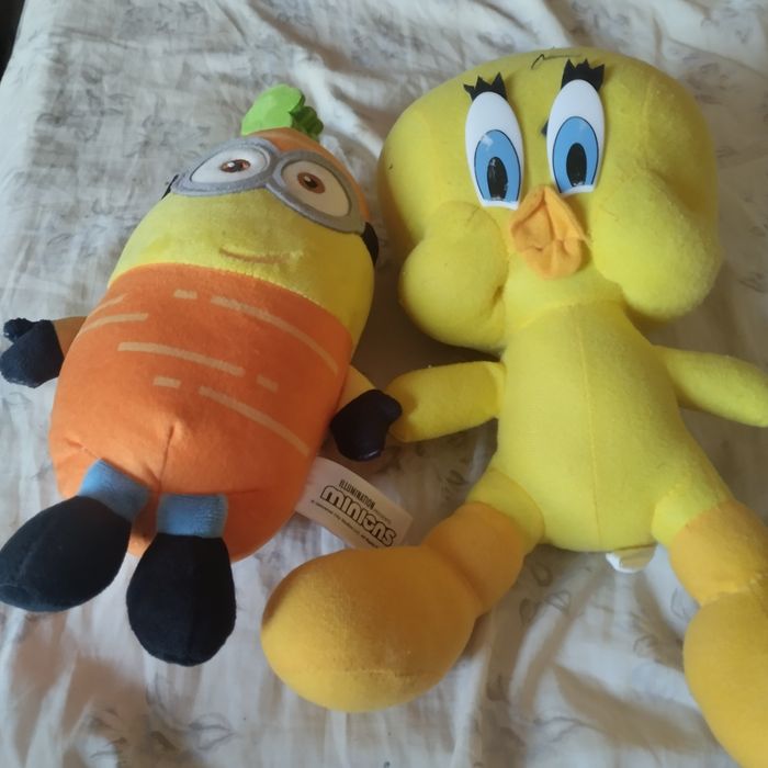 peluches pequenos e grandes