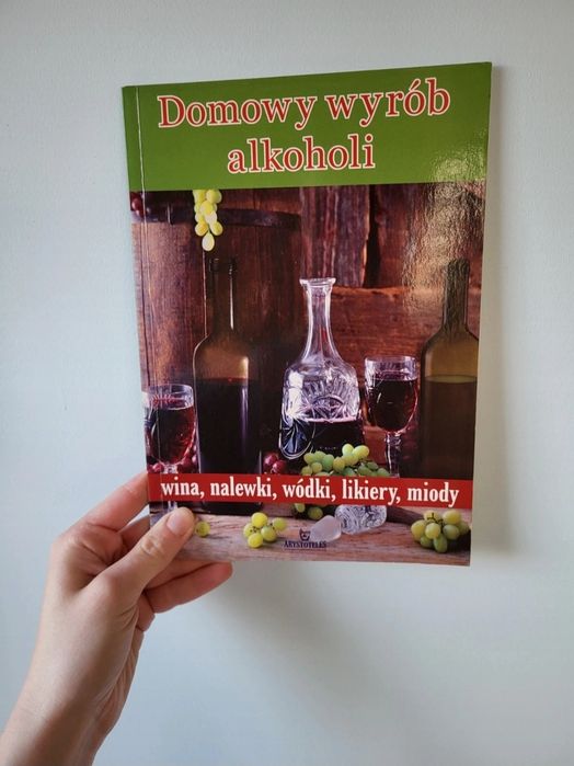 Książka "Domowy wyrób alkoholi"