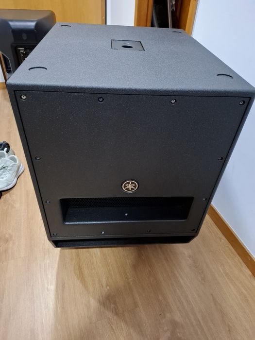 Sub Yamaha DXS18