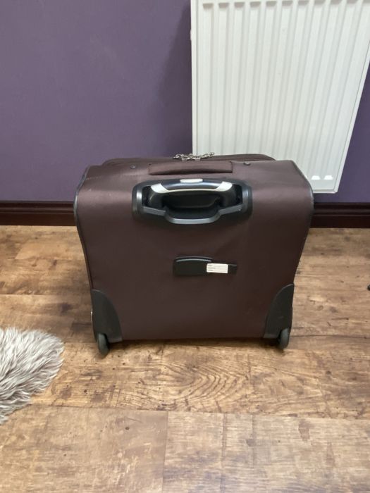Чемодан,кейс-пилот для ручной клади Samsonite