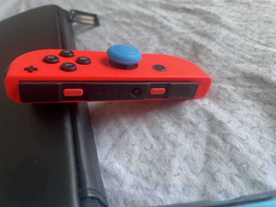 Nintendo Switch Desbloqueada POR CHIP e acessórios