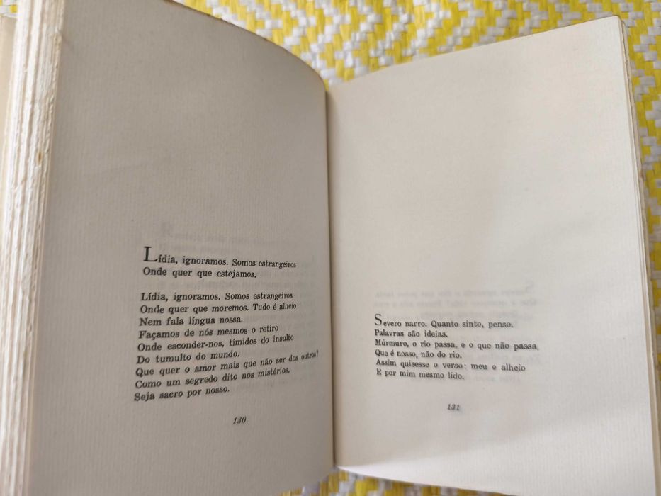 ODES – Ricardo Reis