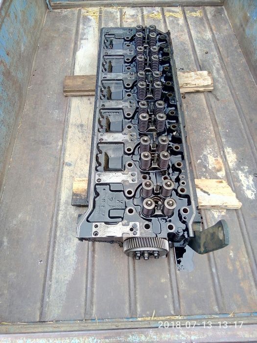 Вал ,запчасти на двигатель Volvo