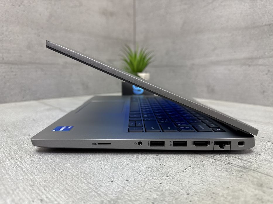 Стильний ноутбук Dell 5420/i5-1135G7/8gb ddr4/128gb ssd