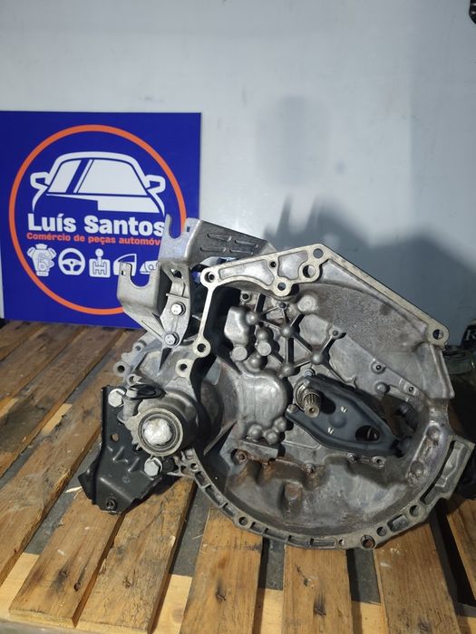Caixa de Velocidades Citroën C3 / Peugeot 207 1.4 e 1.6 Gasolina – Ref: 20CQ18