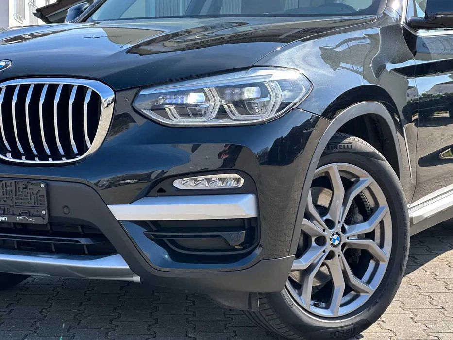 У продажі авто з ЄС BMW X3 30d xdrive Steptronic xLine/LED/Leder/Ambiente/AHK 2018 року.