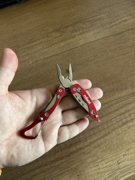 Zestaw EDC survival multitool jak leatherman scyzoryk