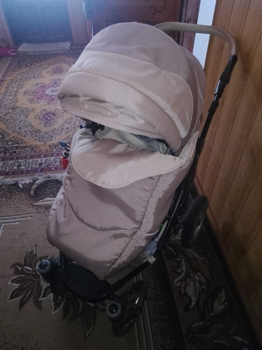 Коляска 2  в 1 унісекс під ремонт чи на запчастини