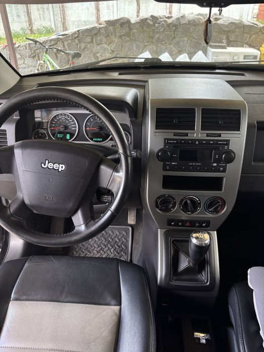 Jeep Compass бензин