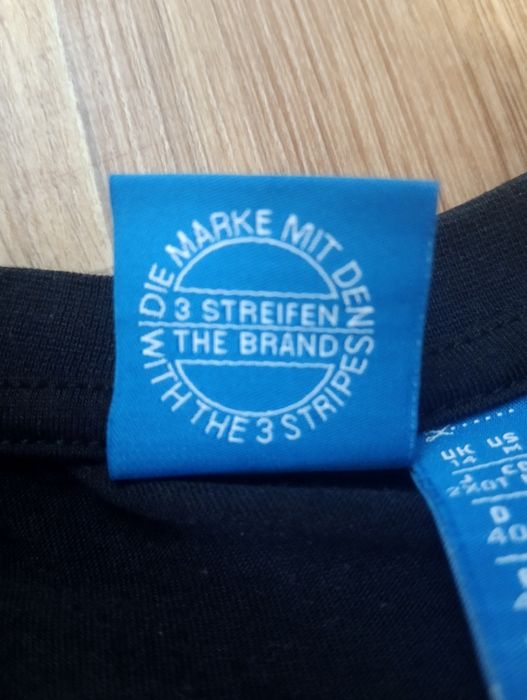 ОРИГІНАЛ футболка Adidas Men's Black Mountain Clash