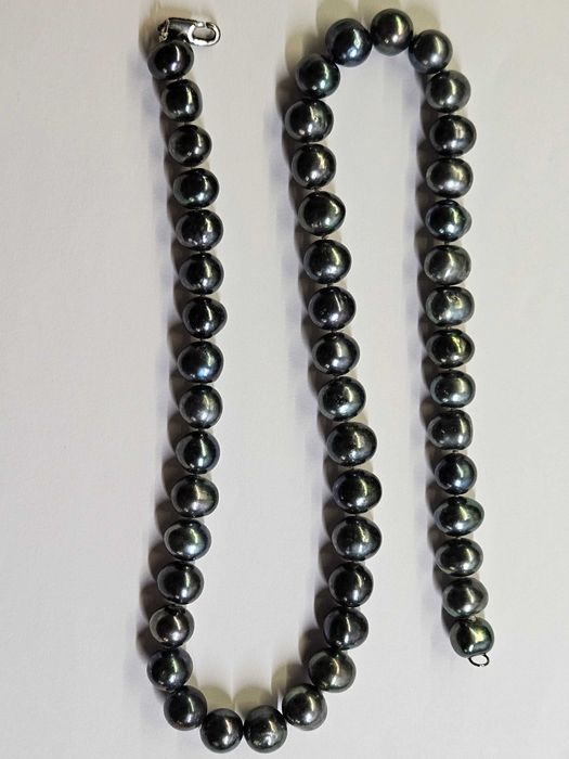 Продам жемчужное ожерелье