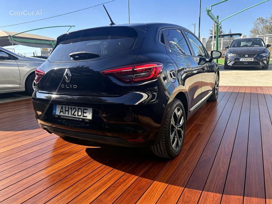 Renault Clio 1.0 TCe Limited CVT