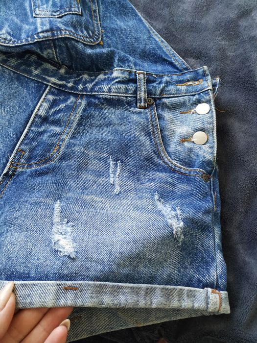 Комбінезон джинсовий