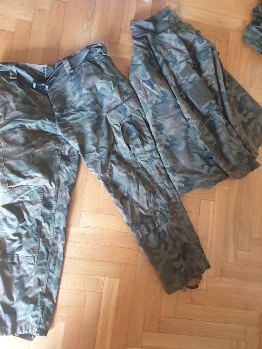 Sprzedam mundur i kurtkę goratex