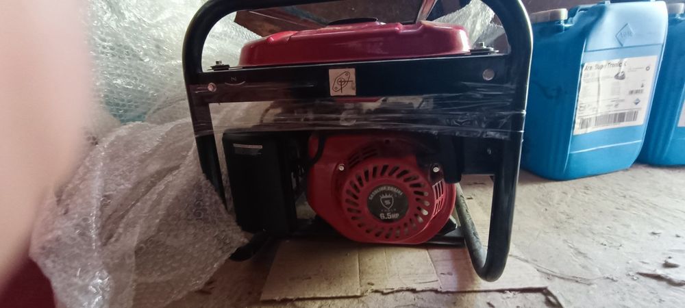 Генератор бензиновий 220-380В Генератор трьохфазний