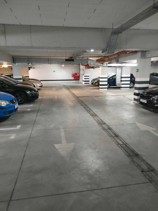 Miejsce parkingowe w garażu podziemnym nr2, Powstańców Śląskich 5 - Widok 3