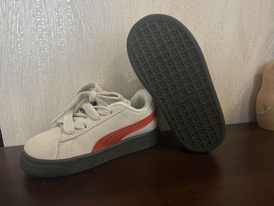стильні дитячі кросівки Puma Suede XL!