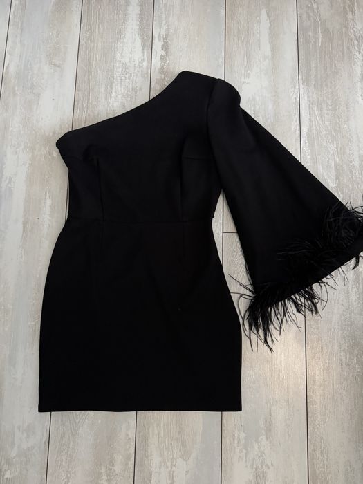 Сукня святкова з пірʼям zara h&m mango