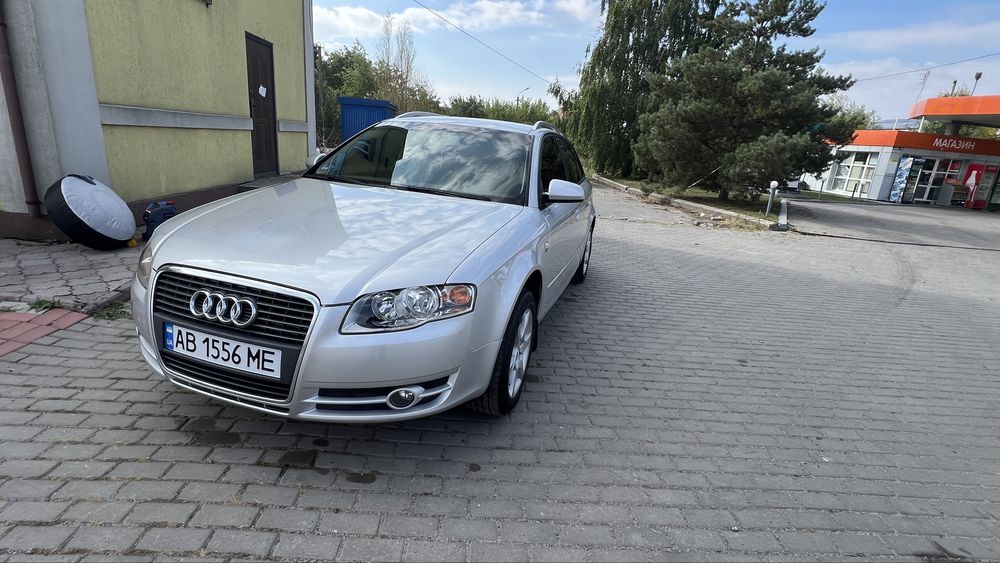 Продам AUDI  A4 B7