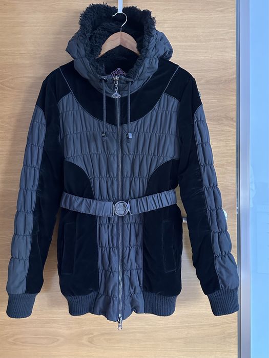 Casaco preto quente com pelo sintético e veludo Fornarina