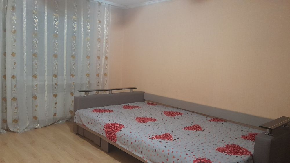 ПРОСТОРА ЕЛІТНА двокімнатна  квартира, документи