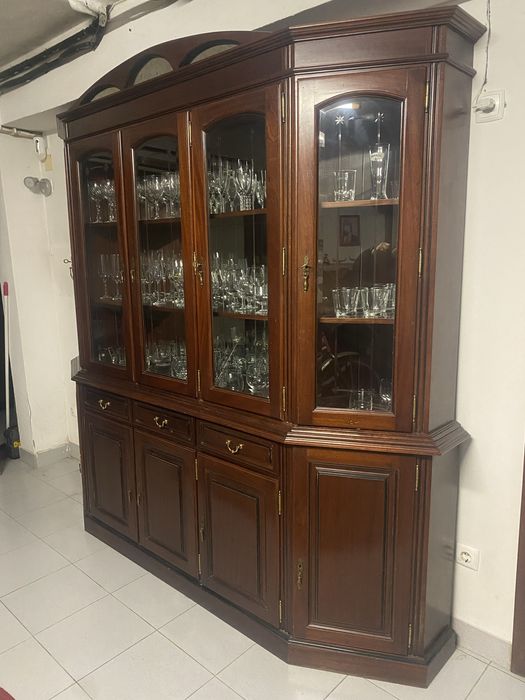 VENDO CRISTALEIRA DE SALA