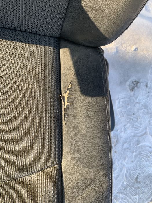 Передні сидіння з підігрівом на Mercedes Vito-Viano