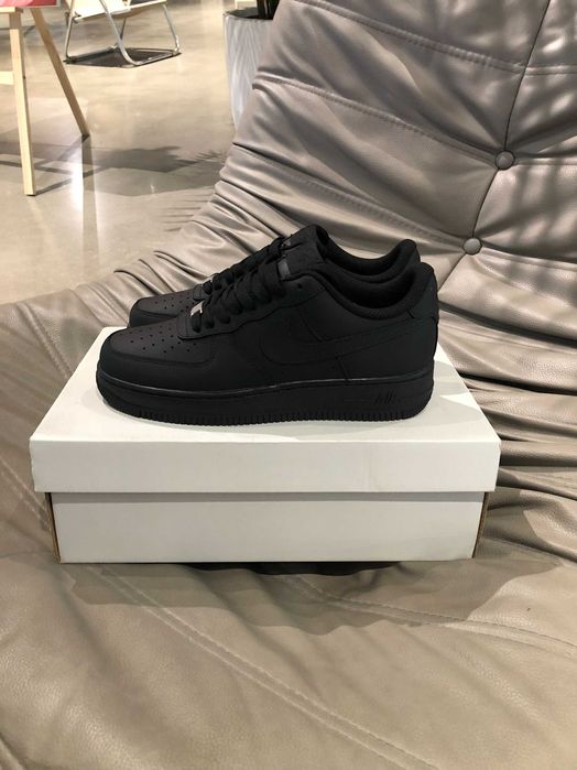 Nike Air Force 1 Czarny 40,5