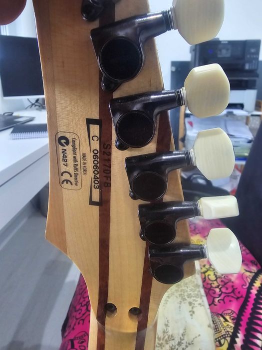 Guitarra Ibanez S2170FB Prestige com Pickups EVO II