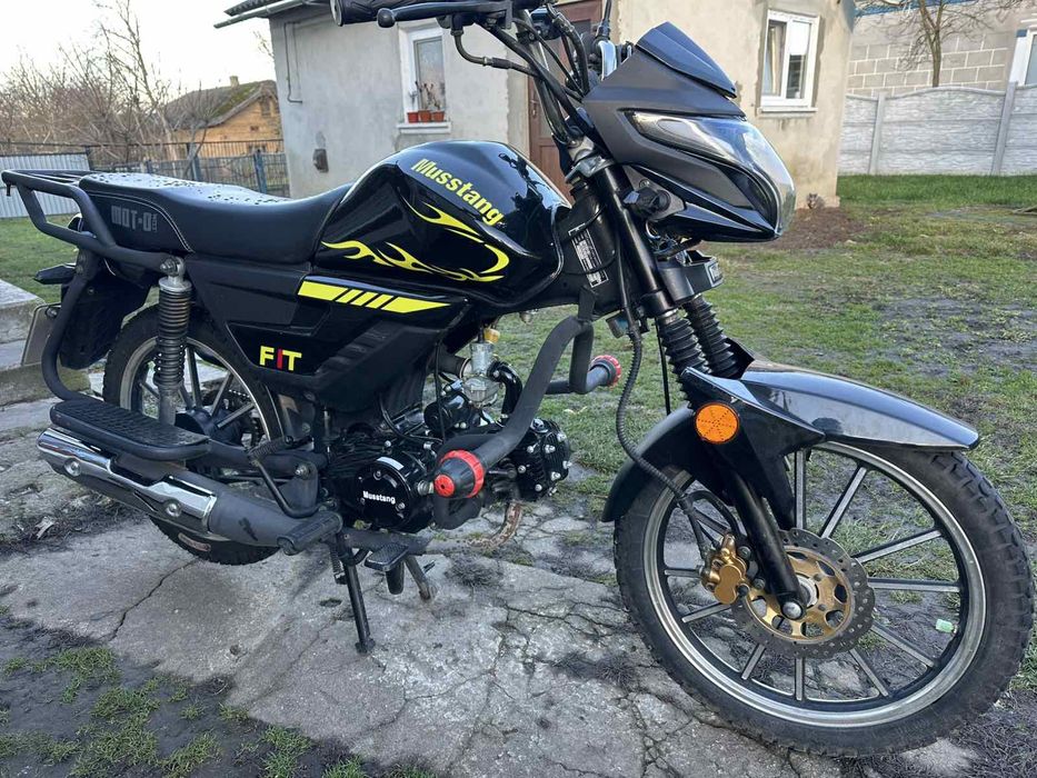 Продається мотоцикл в дуже хорошому стані.