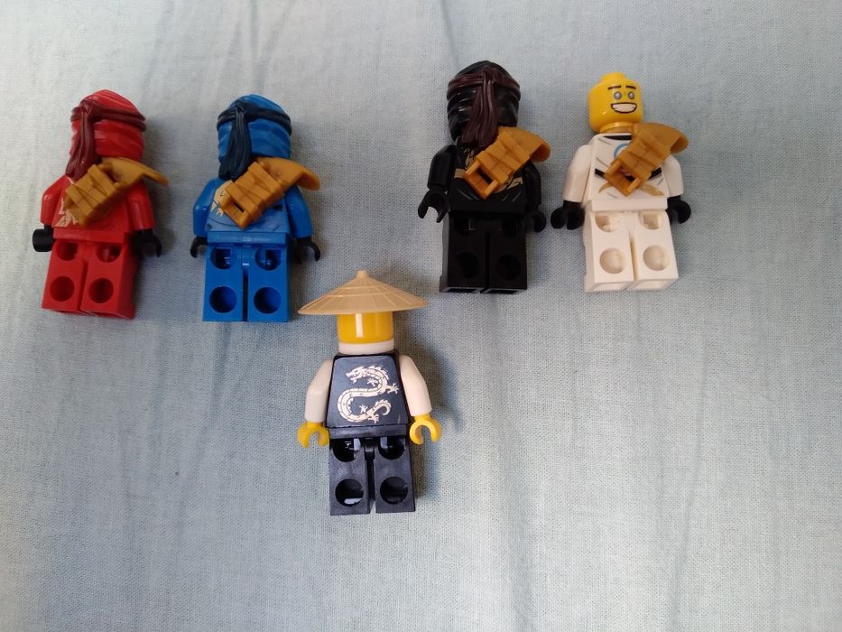 Lego figurki z zestawu Perła przeznaczenia