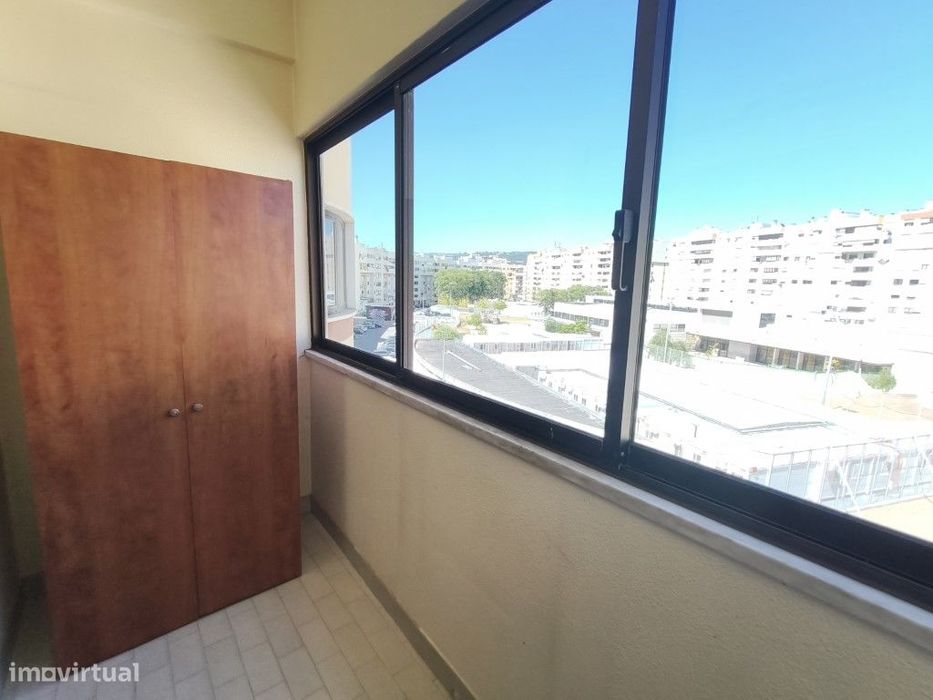 Apartamento T3 no Infantado (Loures) com Arrecadação