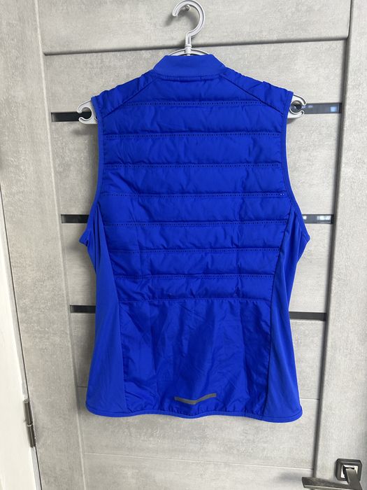 Жилетка Nike AROLFT  Running М розмір!