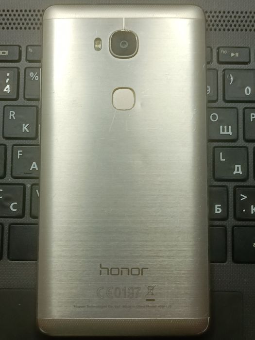 Продам honor 5x 2/16 android 6