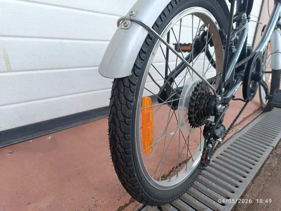 Bicicleta Dobrável Moma Firt class 20" como nova( Coimbra)