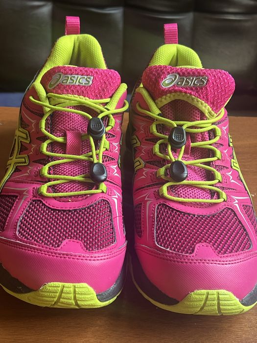 Кроссовки  Asics