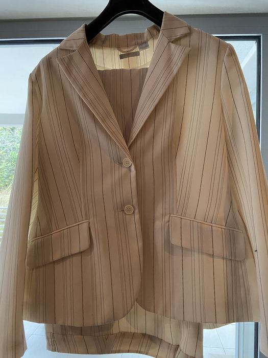 Fato completo: blazer e calças