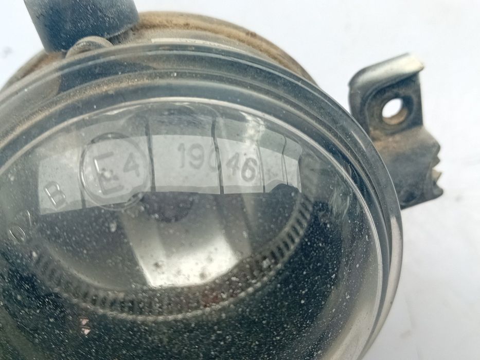 Farol nevoeiro frente esquerdo FORD Focus II (DA_)