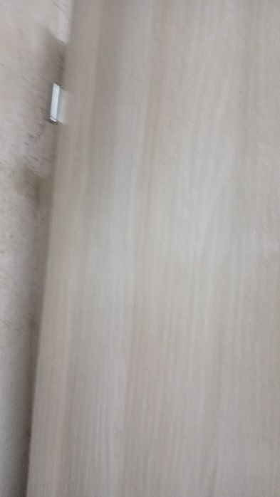 Pavimento flutuante e portas novas