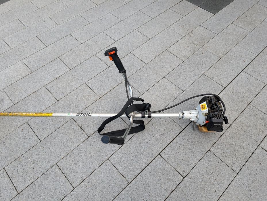 Kosa spalinowa sthil