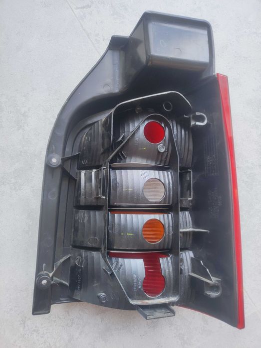 Lampy tył L  VW Transporter T5 Multivan T5