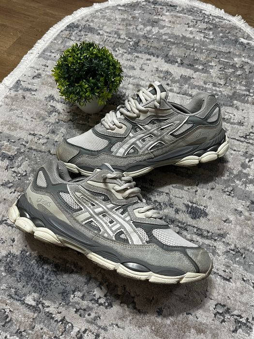 Оригінальні кросівки ASICS Gel-NYC Cream Oyster Grey,розмір 42,на літо