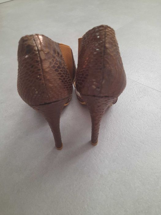 Buty sandaly brązowe rozm. 39, nowe bez metki