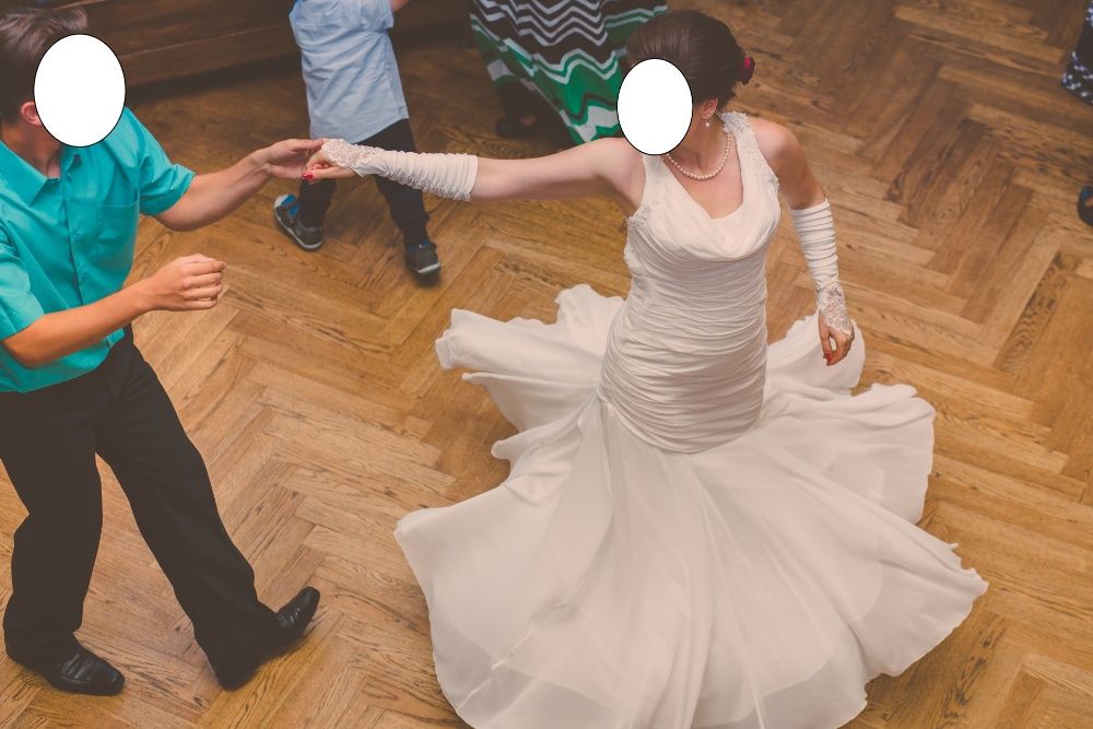 suknia ślubna rybka syrenka 36/38 odkryte plecy