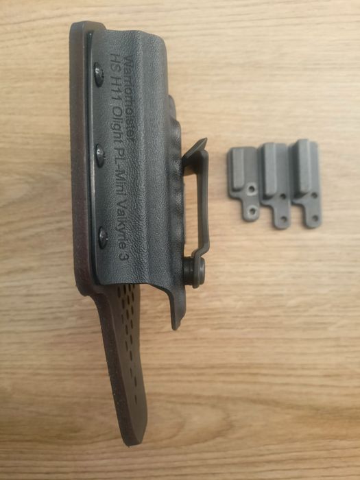 Kabura wewnętrzna IWB Hybryda Hellcat HS H11 OSP z latarką