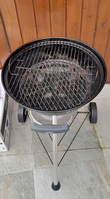 Barbecue a carvão Weber