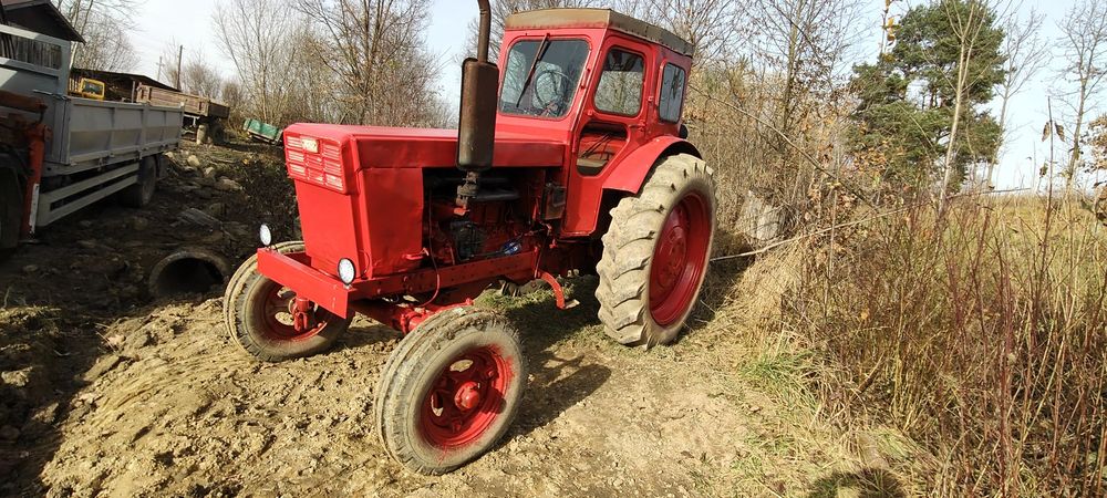 Продам трактор Т-40