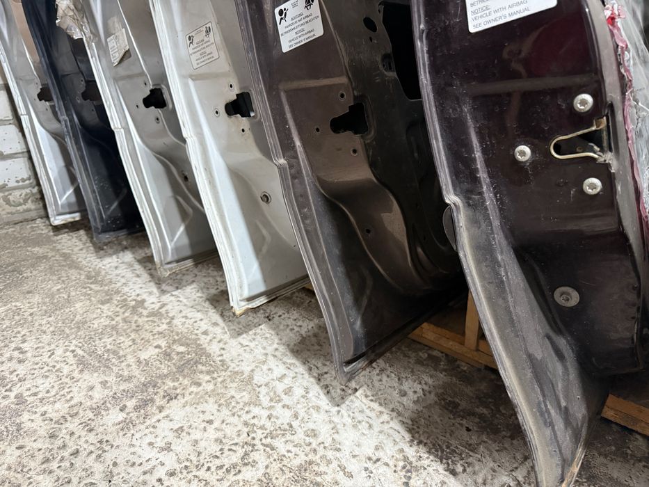 Дверь передняя левая Opel Vectra B вектра б